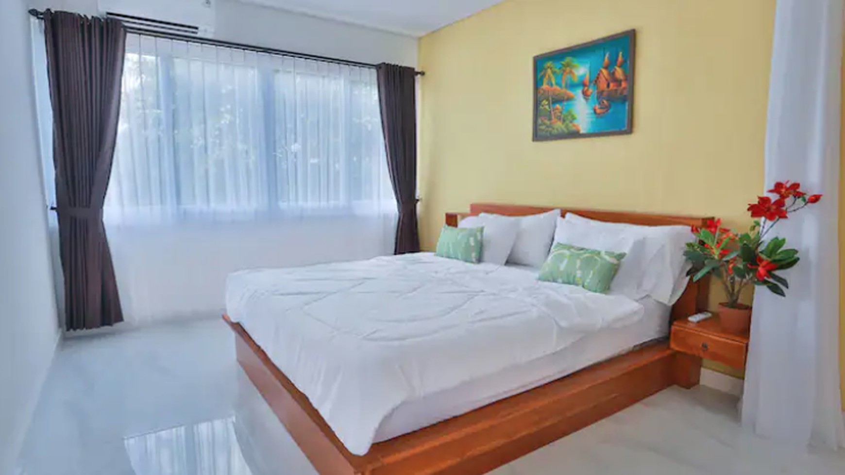 RARE ! Highly Profitable 27 Bedroom Villa In Canggu Bali