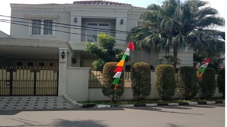 Rumah Bagus Di Perum Mahkota Simprug Ciledug Tangerang