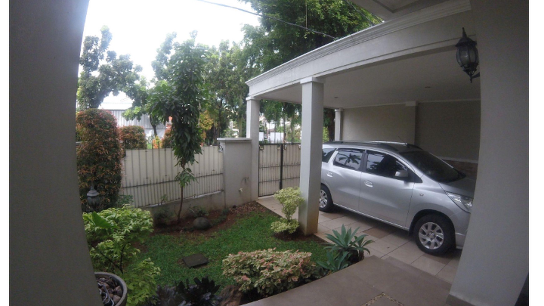 Rumah Bagus Di Perum Mahkota Simprug Ciledug Tangerang