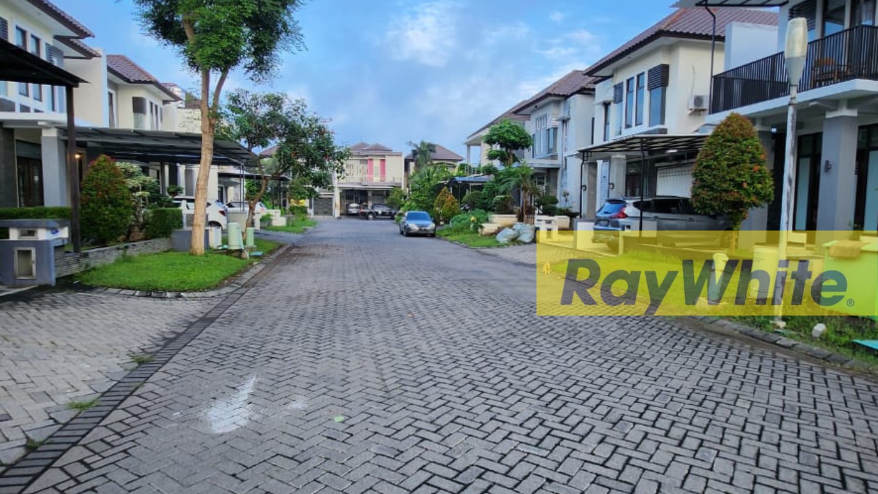 Rumah Royal Residence Murah Like New Baru Renovasi Luas Dan Cantik