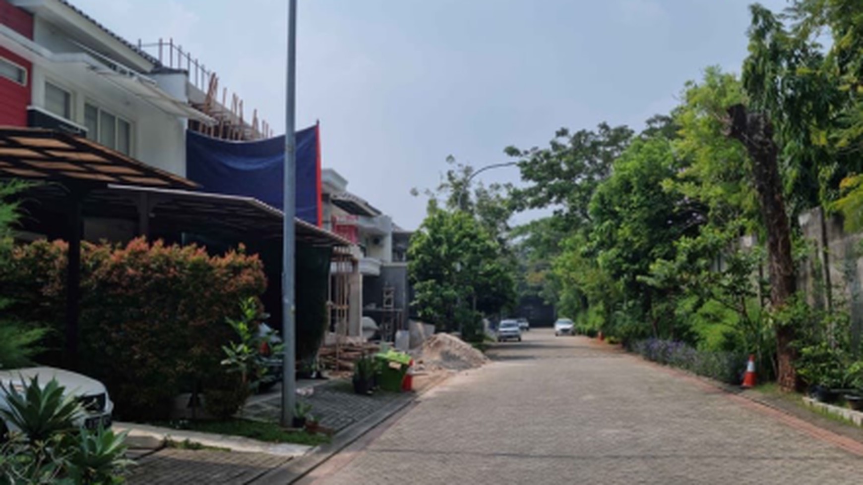 Rumah Bagus Di Residence One, Jl Blue Safir BSD Tangerang Selatan