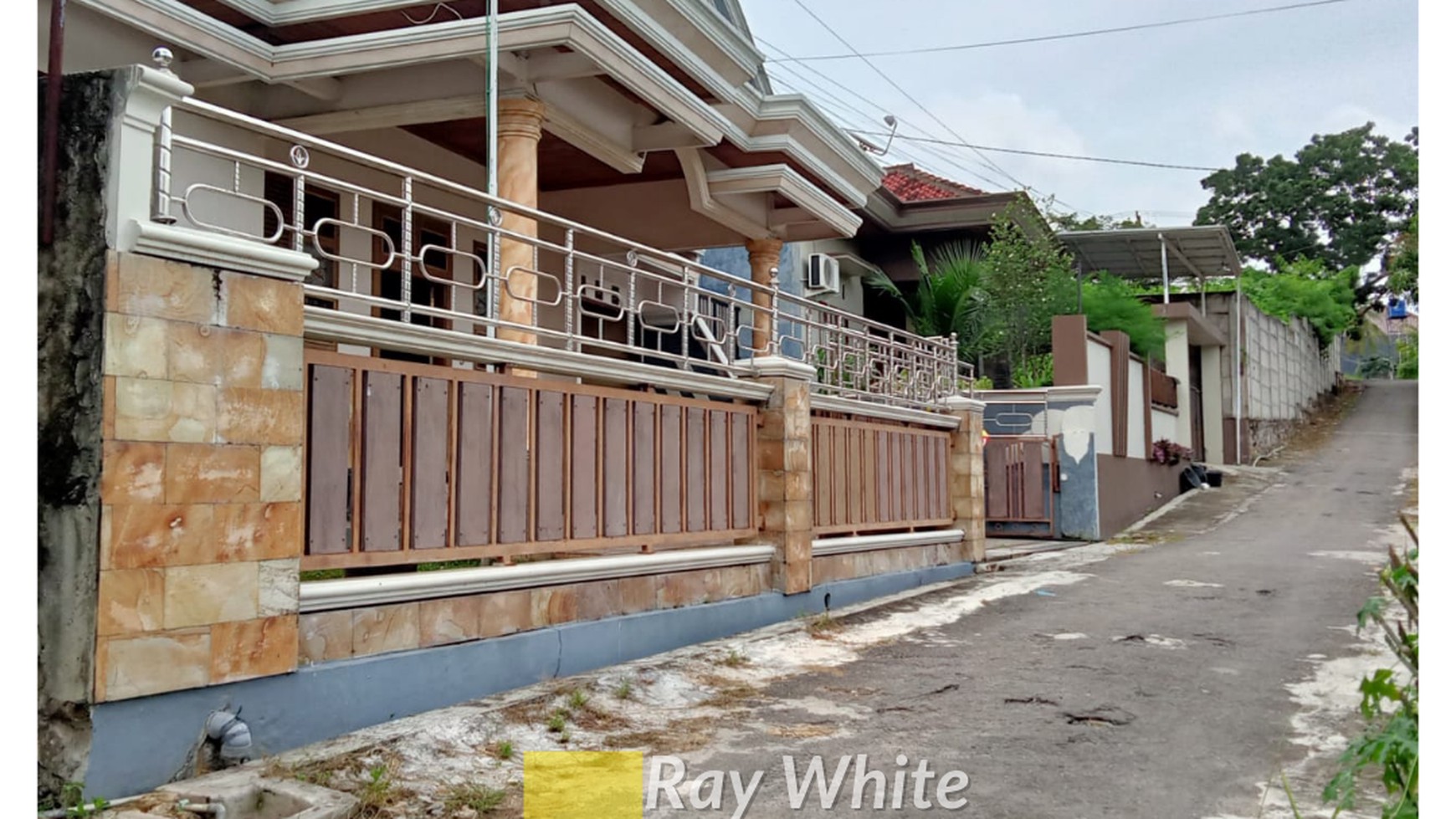 Dijual Rumah Kedamaian