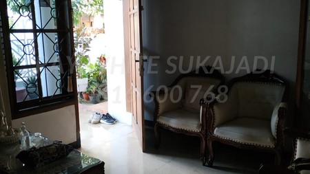 DIJUAL!! RUMAH ADEM HOEK UJUNG BERUNG