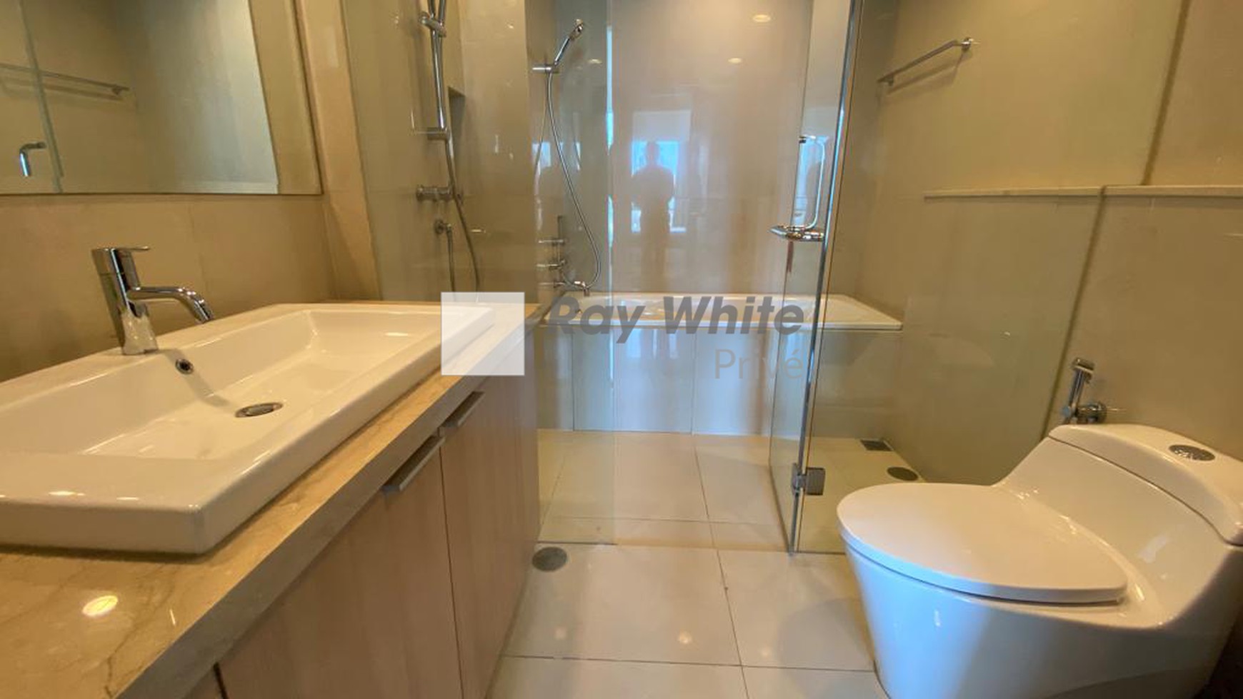 Dijual Apartemen Sky Garden Kuningan 
