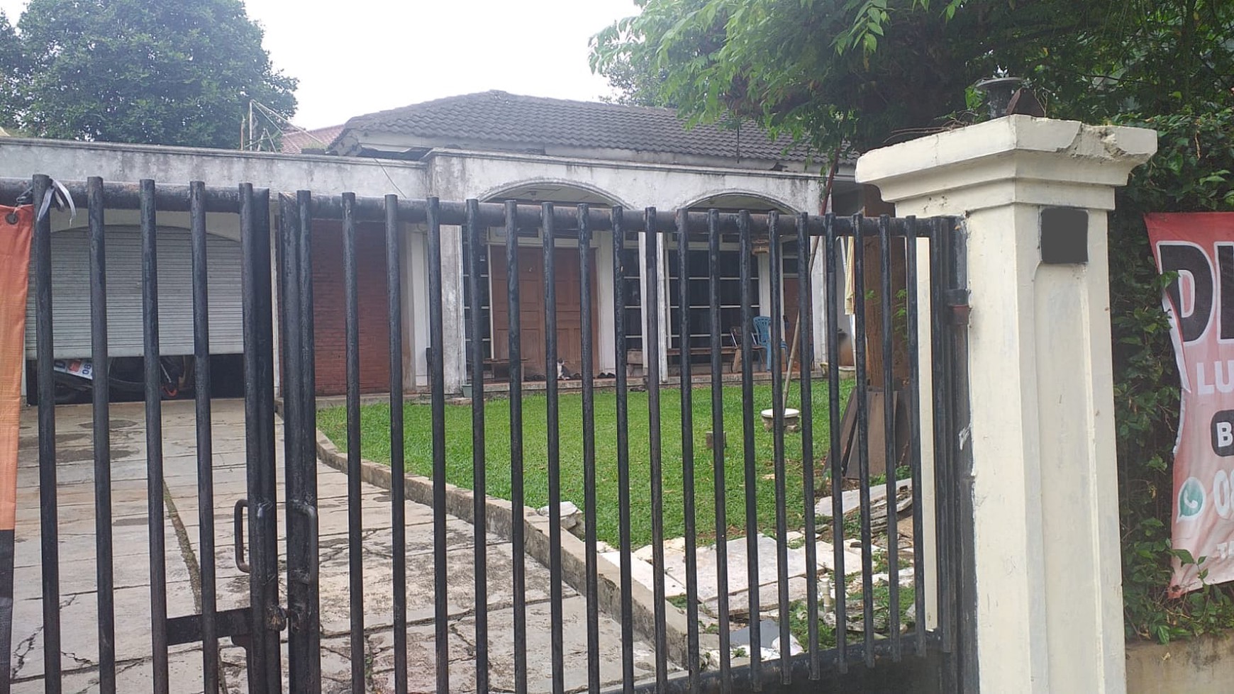 Dijual Rumah Tua  Hitung Tanah