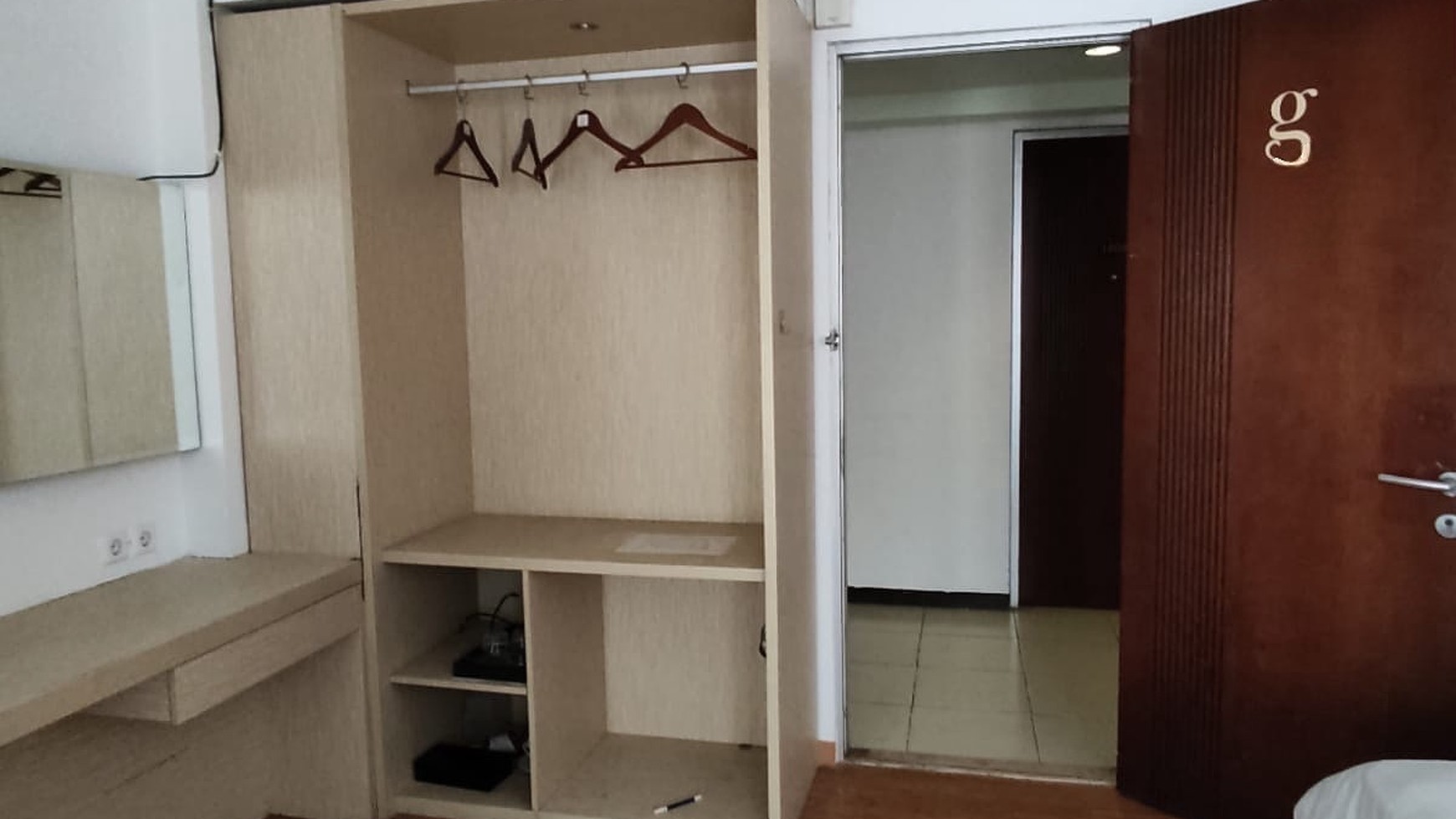 Dijual Apartemen Gunawangsa Manyar Surabaya Timur tipe Studio Full Furnished - BARU Renov Ex Hotel