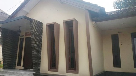 Rumah Siap Huni, Halaman dan Parkir Luas @Sawangan Baru, Depok