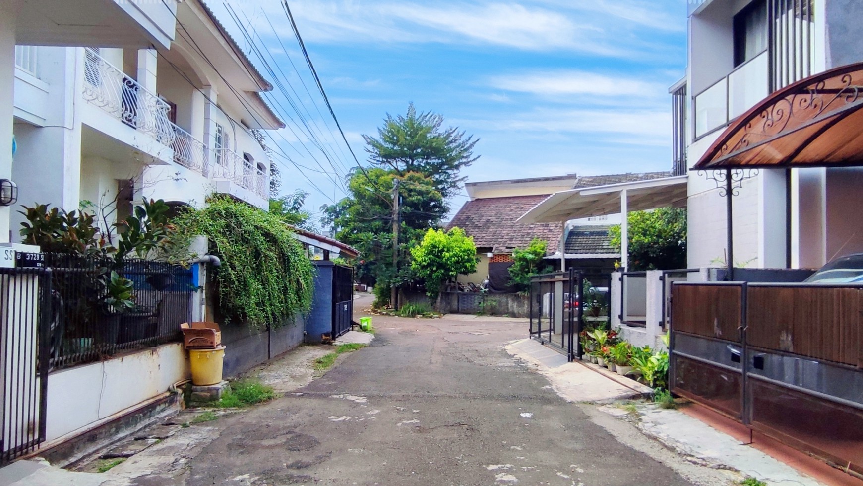 Rumah Cantik Minimalis  di Bintaro Permai Luas 96m2 Harga 1.25M Nego sampai Deal