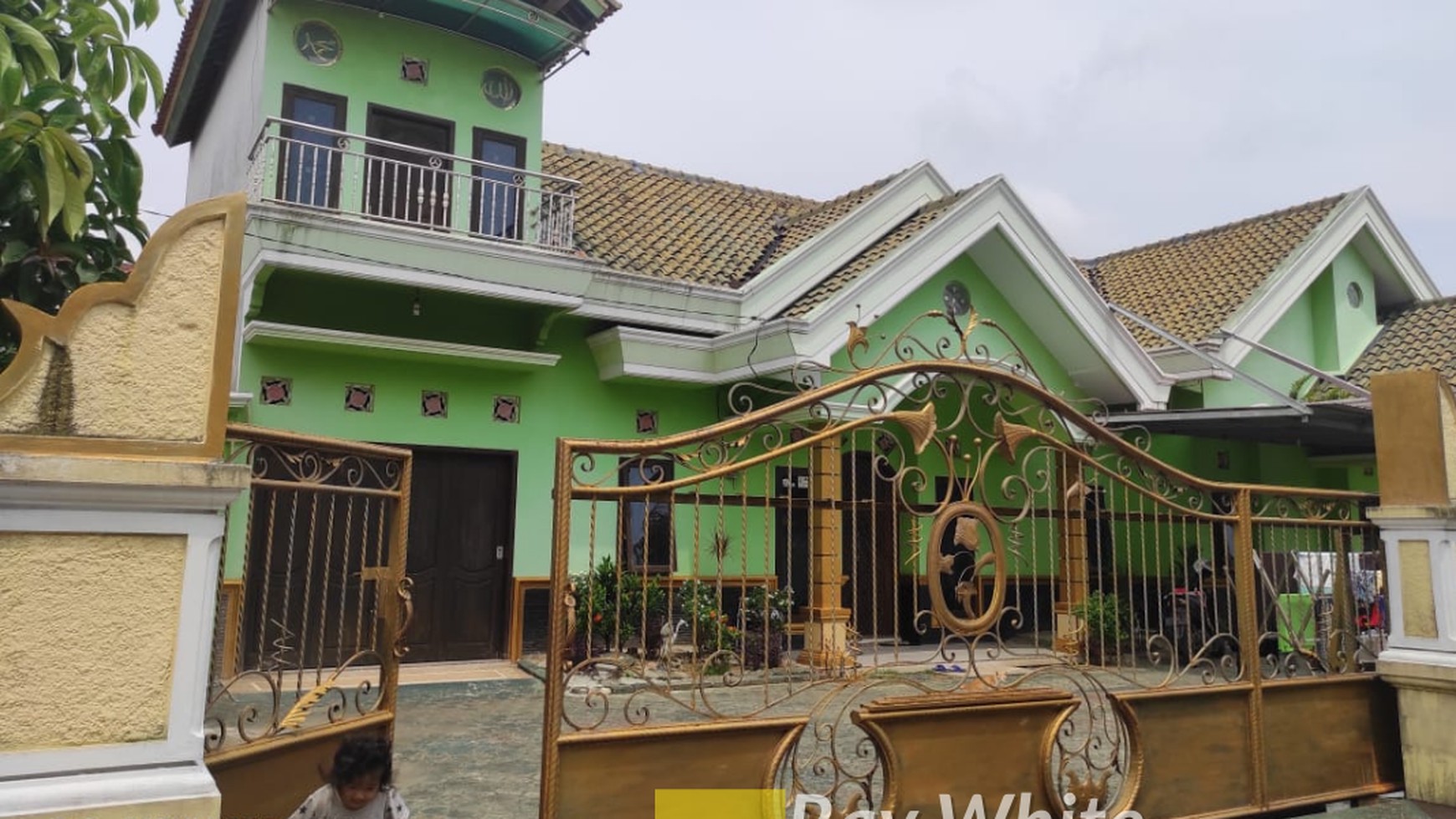 Rumah Mewah di Jalan Raden Saleh Raya Kedaton