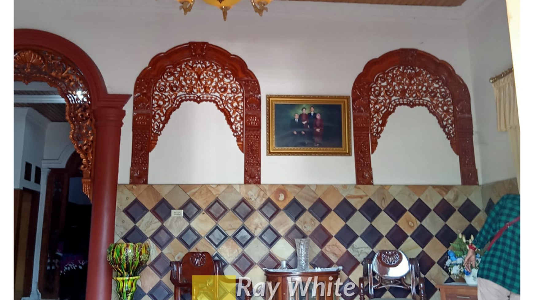 Rumah Mewah di Kedamaian Bandar Lampung