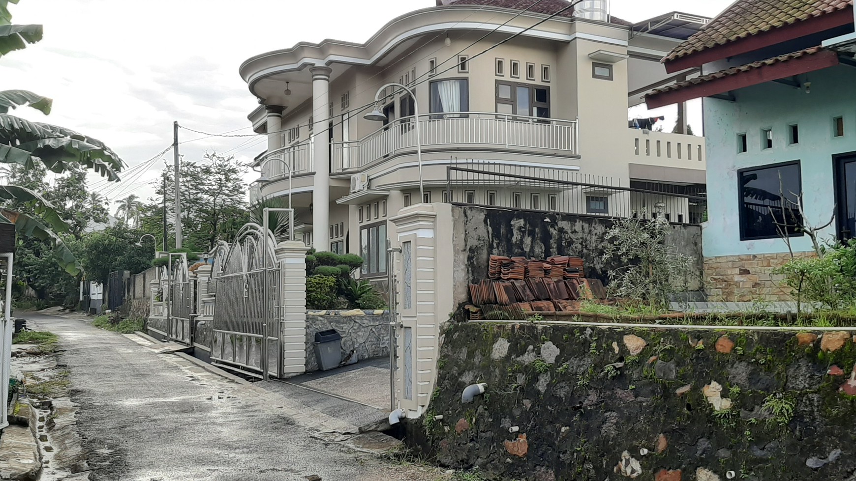 Rumah Mewah Jalan Purnawirawan Gunung Terang Bandar Lampung