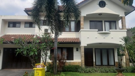 Disewa Rumah Mewah Siap Huni