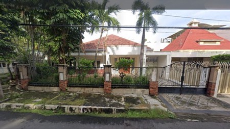 Dijual Rumah Surabaya Pusat kota - Jl.Jaksa Agung Suprapto, - Nol Jalan RAYA KEMBAR Komersial area cocok buat Segala Usaha