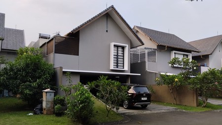 Rumah Cantik Modern Super Asri Kawasan Premium Bintaro