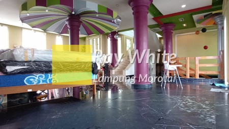 Rumah Mewah 5 Lantai Plus Ruko di Teluk Betung