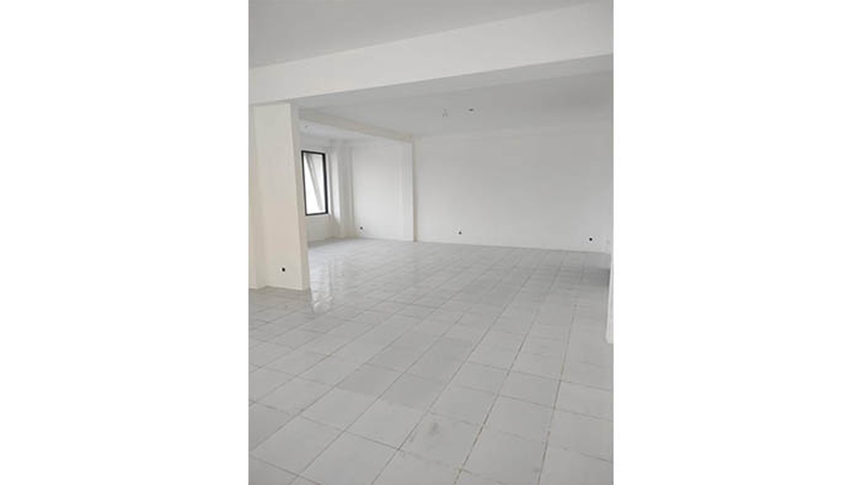 Gedung 5 lantai Jl. Angkasa Raya, Gunung Sahari, Luas 1.145m2