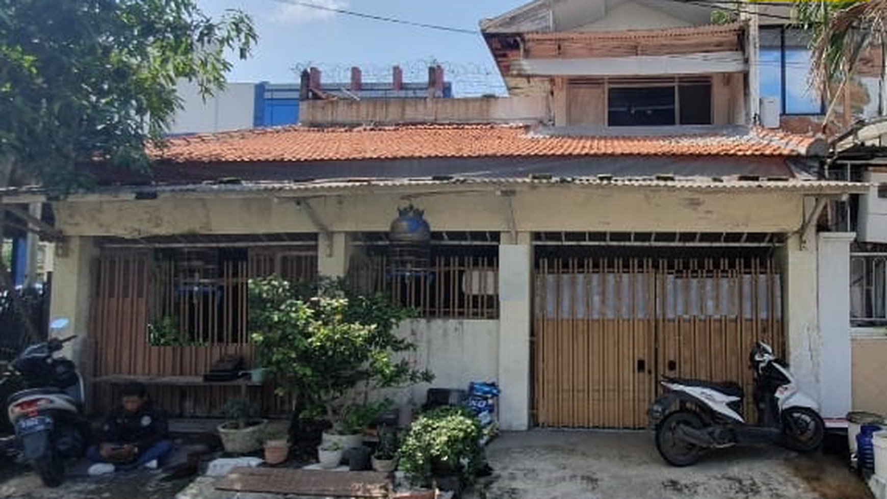 Dijual Rumah 2 lantai di Ngagel Wasana Surabaya