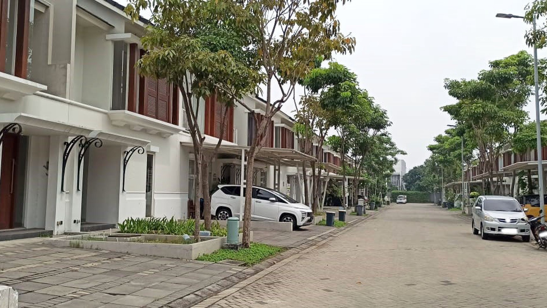 Rumah di Grand Harvest Cluster Arcadia Surabaya Barat, 2 Lantai, Minimalis, Siap Huni,