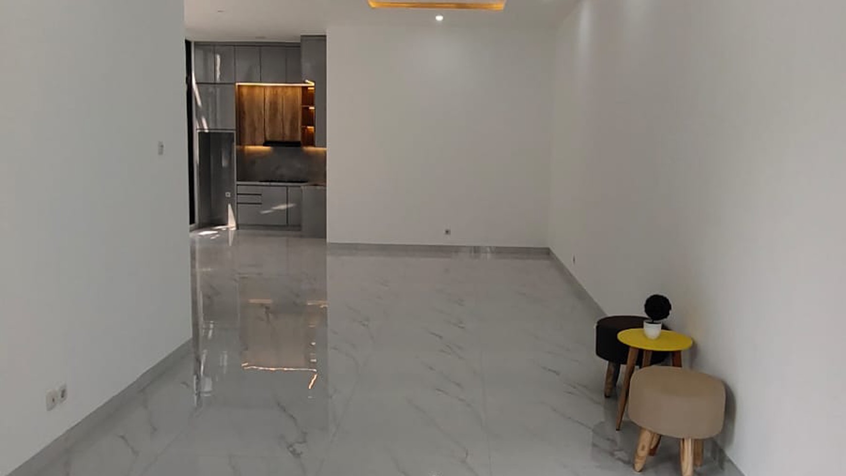 Flash Sale. Rumah Bagus Nusa Loka, BSD