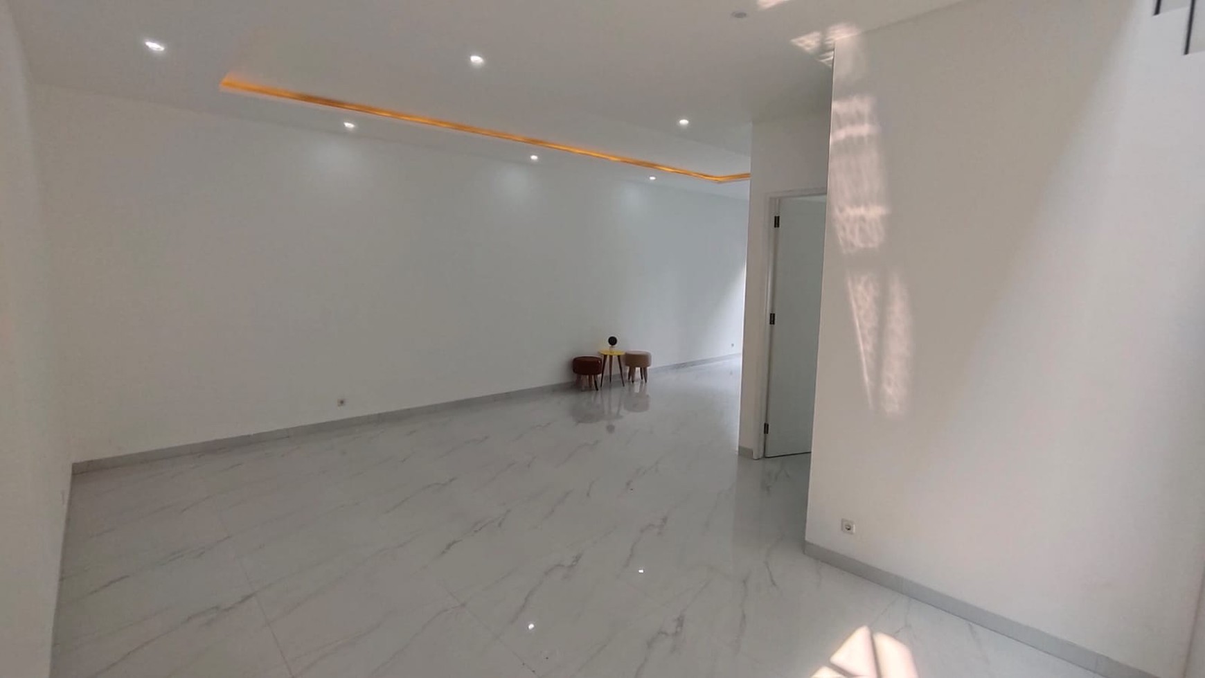 Flash Sale. Rumah Bagus Nusa Loka, BSD