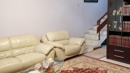 Rumah 2lt sayap Jl Jakarta
