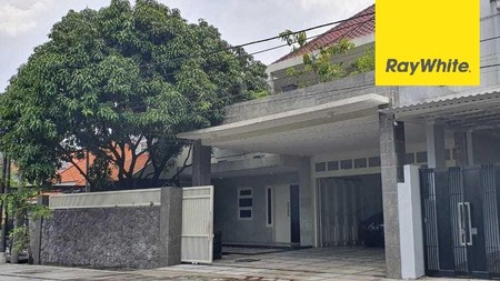 Rumah 2 lantai di Gayungsari Barat, Surabaya