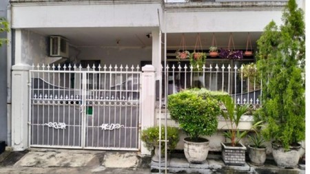 900jt-an Rumah Surabaya Barat- Jl.Darmo Indah Selatan - area Darmo Permai - Fresh Terawat