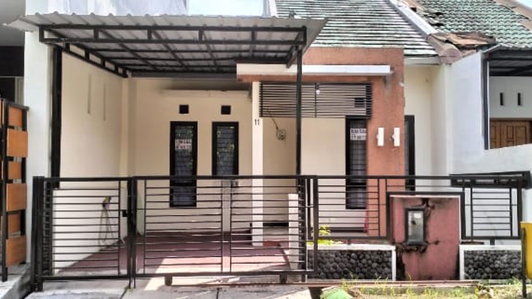 Di Jual Rumah siap huni dkt bandara, Dian Gardenia Regency, Waru Sidoarjo