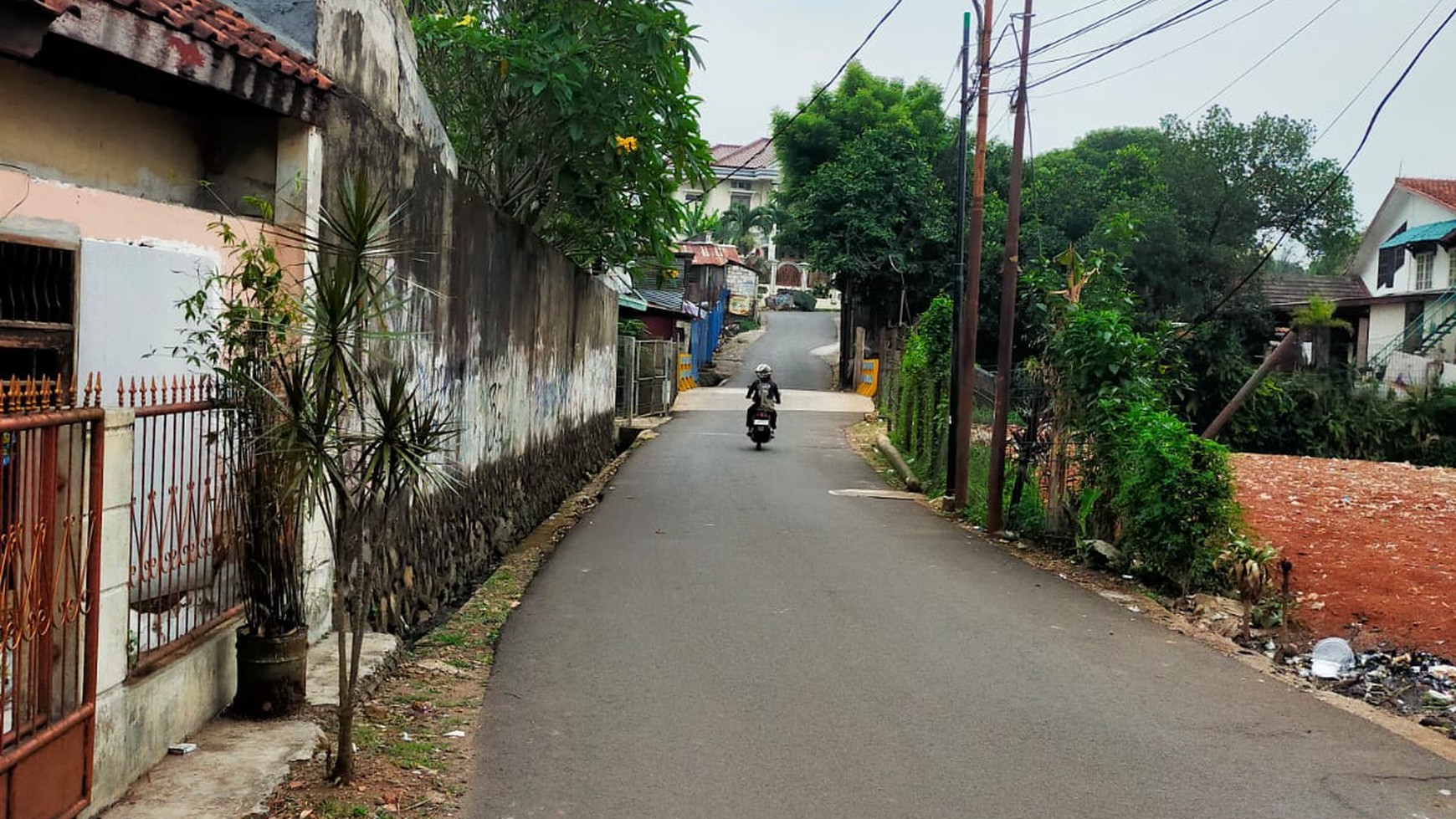 Rumah Tua/Tanah Dijual Di Lebak Bulus