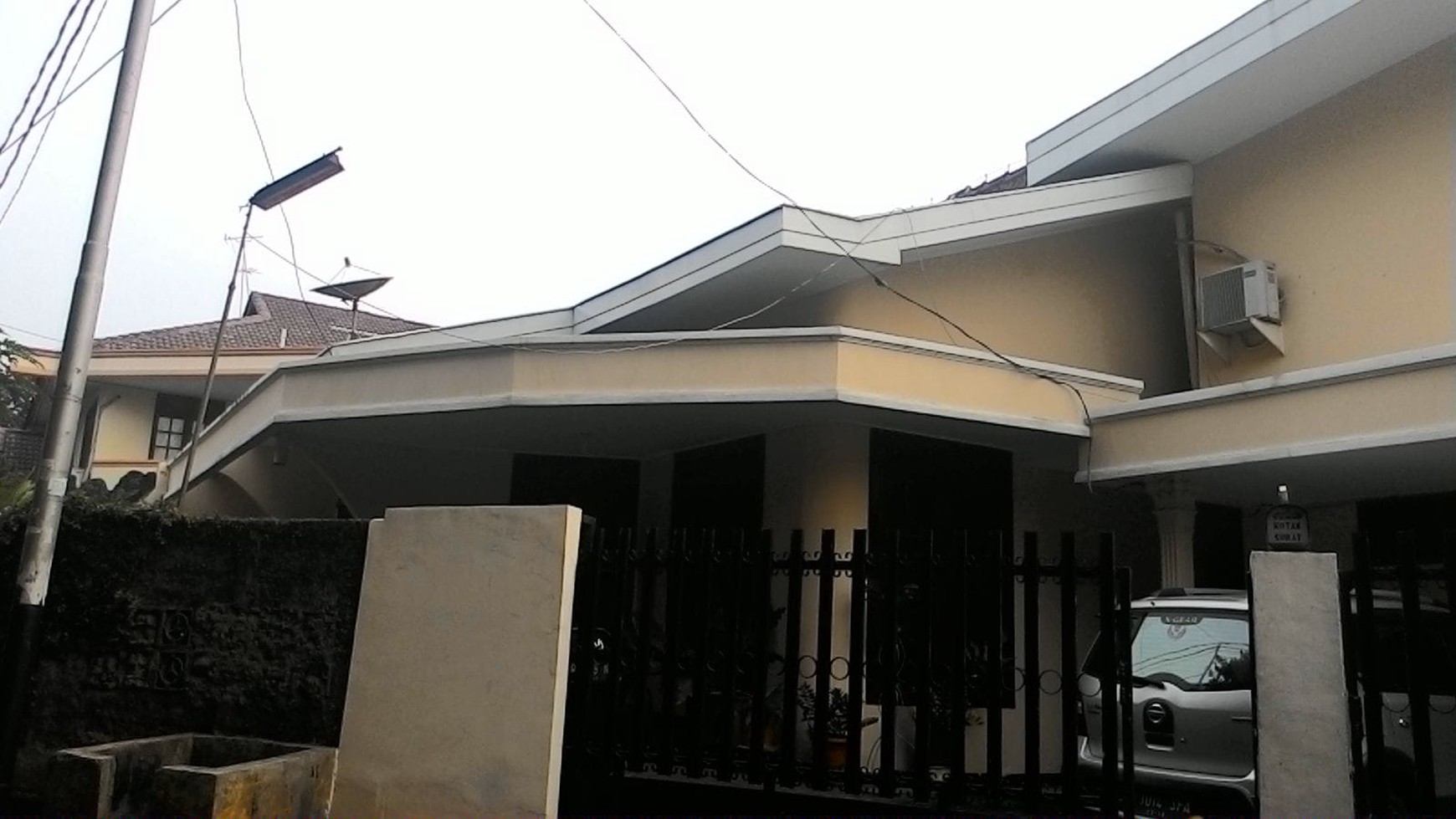 Rumah Hook Bagus Dijual Di Arteri Pondok Indah