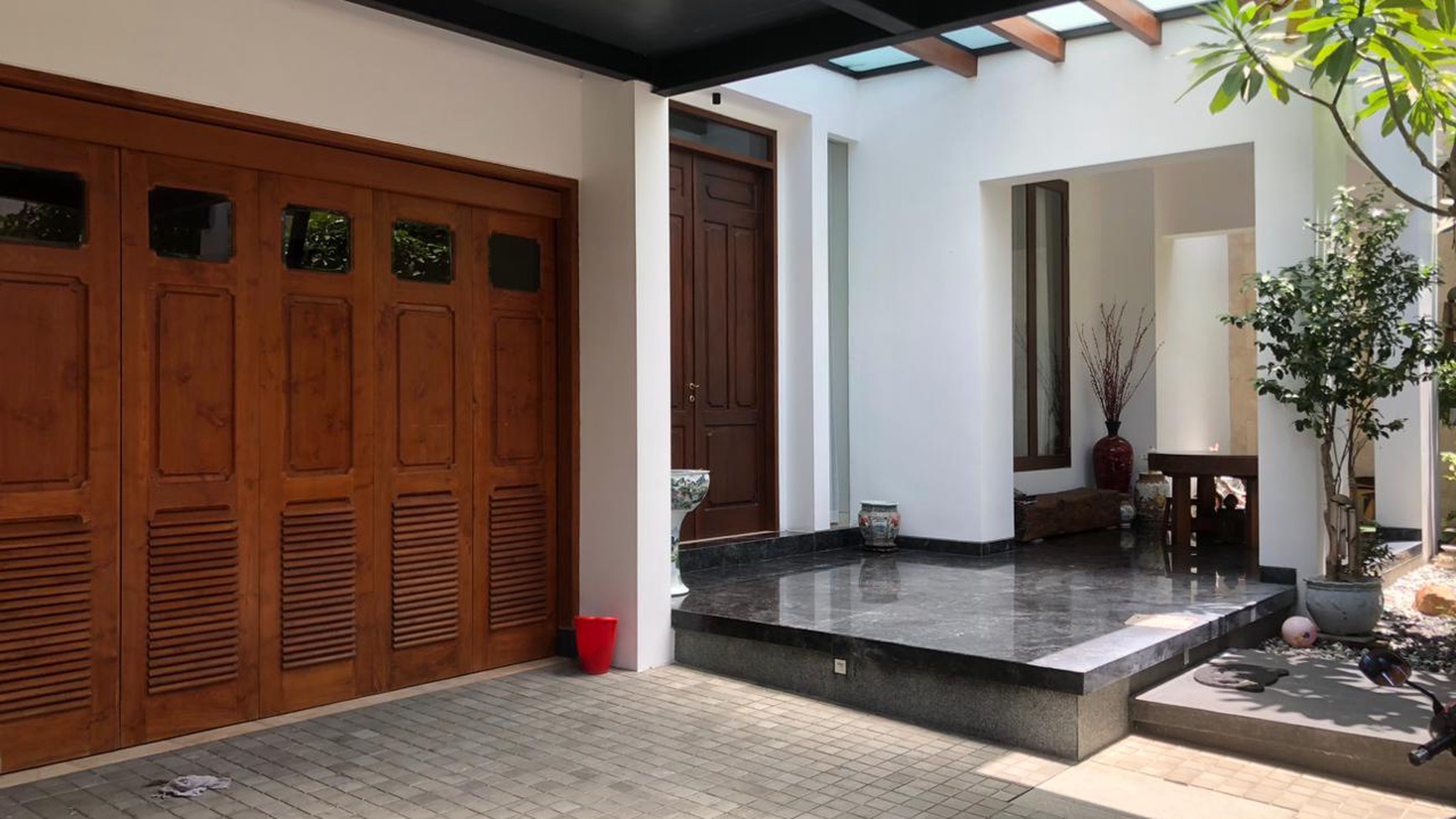 dijual Rumah Mewah Full Marmer 2 Lantai Graha Famili Surabaya Barat