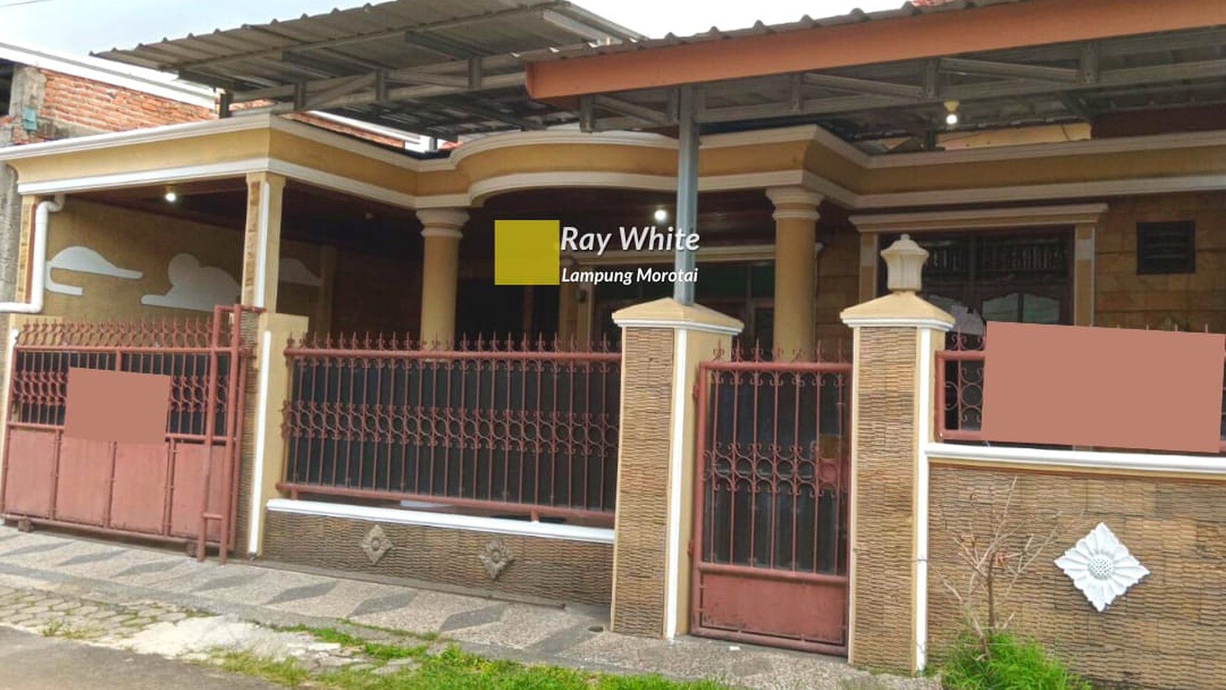  Disewakan Rumah 2 Lantai