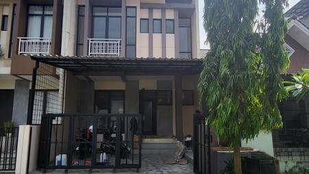 Rumah full renovasi di Regency Melati Mas