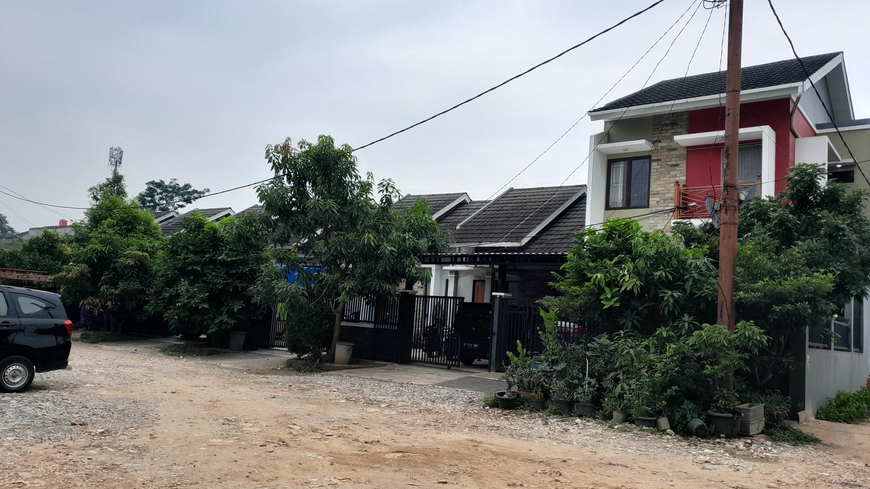 Dijual  tanah di Karawaci 