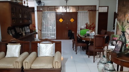 Rumah Terawat di Jalan Gotong Royong, Ciledug, Larangan Indah 