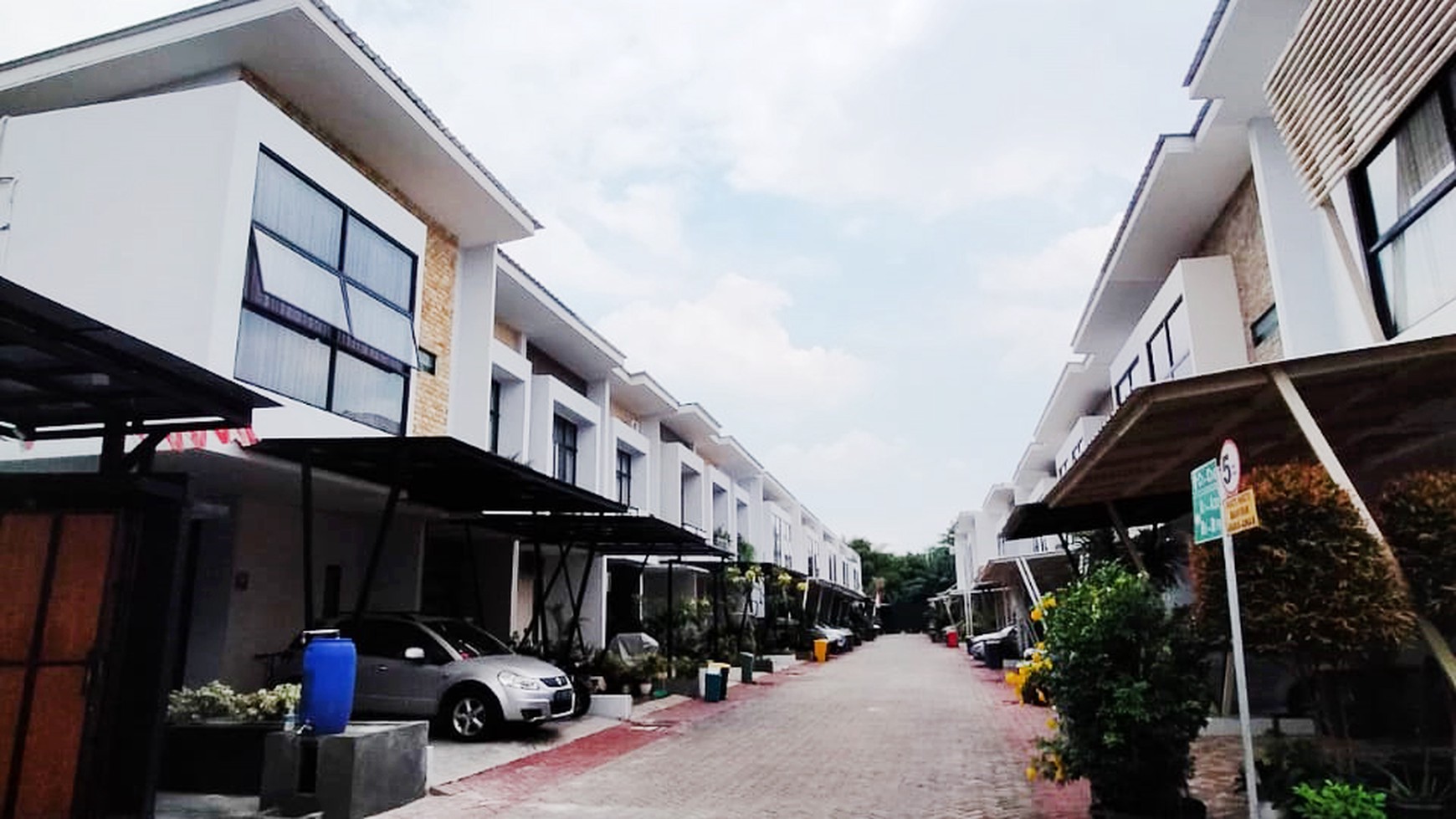 Rumah Bagus Di Royal Bintaro Residence, Ciputat Tangerang Selatan