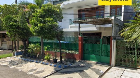 Rumah SHM 2 lantai di Taman Bendul Merisi Selatan