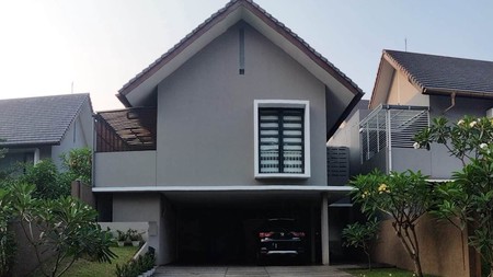 Rumah Bagus & Keren Dalam Cluster Di Area Jl Cempaka Bintaro - Jakarta Selatan.