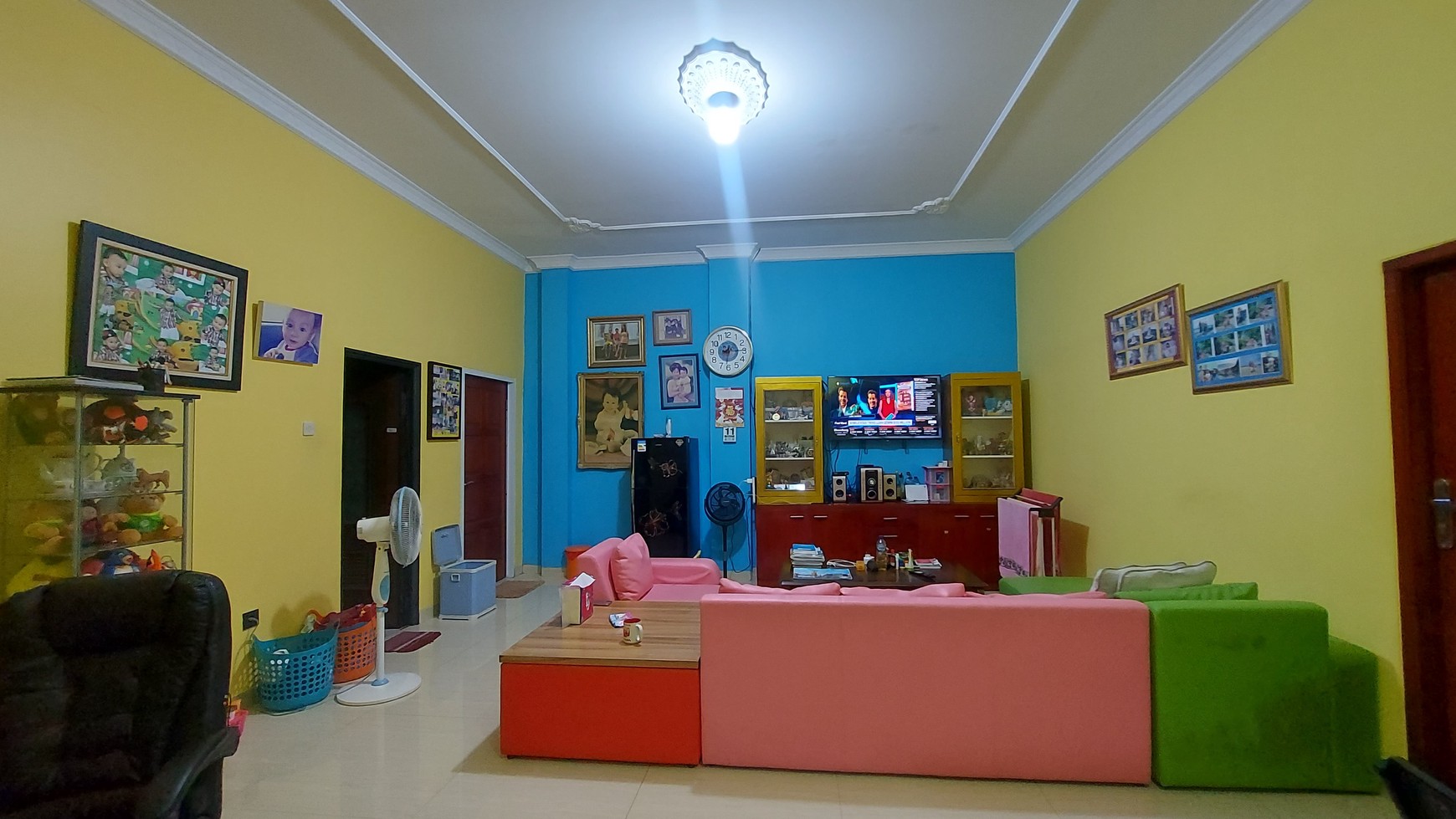 Rumah hoek dan kost 20 kamar di Rajawali Selatan, Gunung Sahari