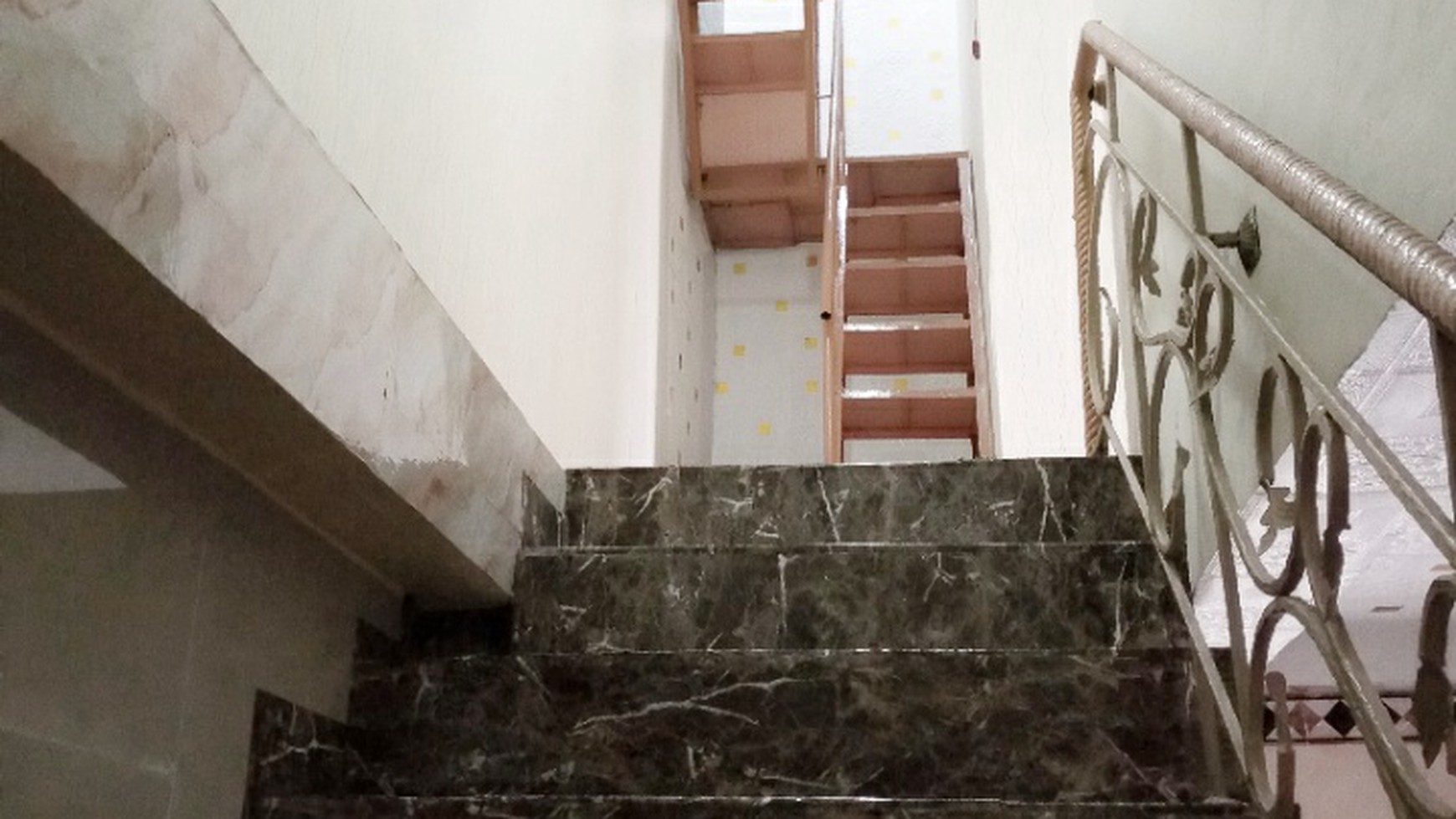 Jual Cepat Rumah Kemayoran Bagus Siap Huni Murah