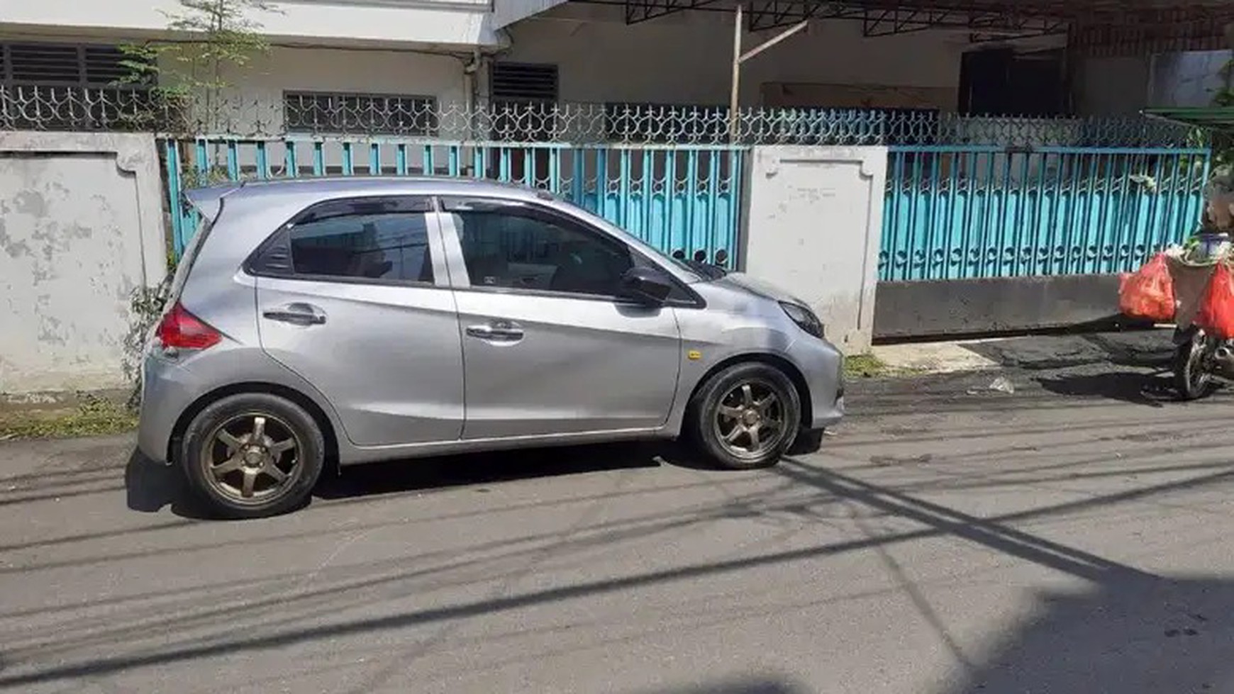 Dijual Cepat Rumah Hitung Tanah di Pejaten Barat, Pasar Minggu, Jakarta Selatan