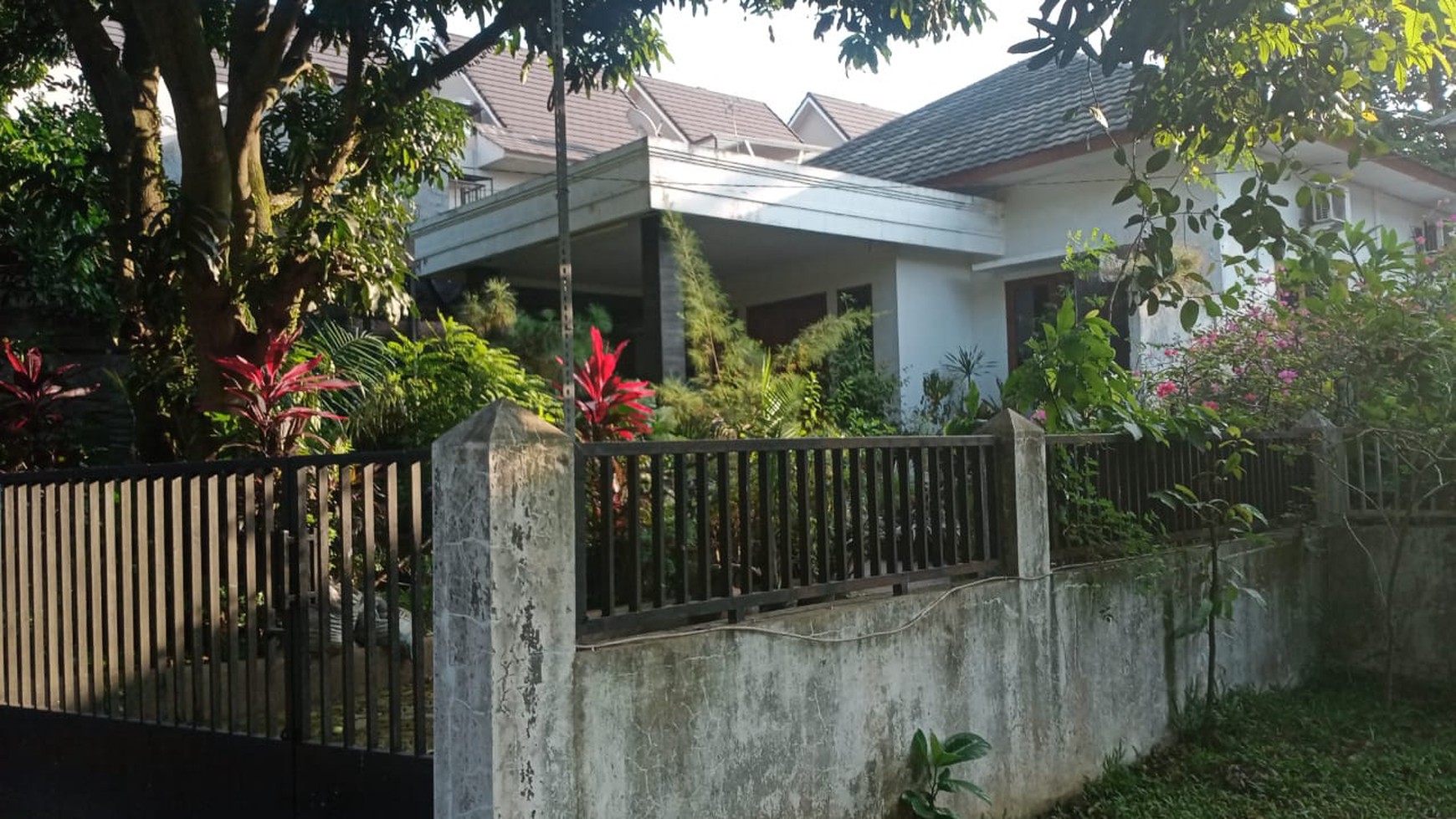 Dijual Tanah dan Bangunan Area Jl Paso Jakarta Selatan