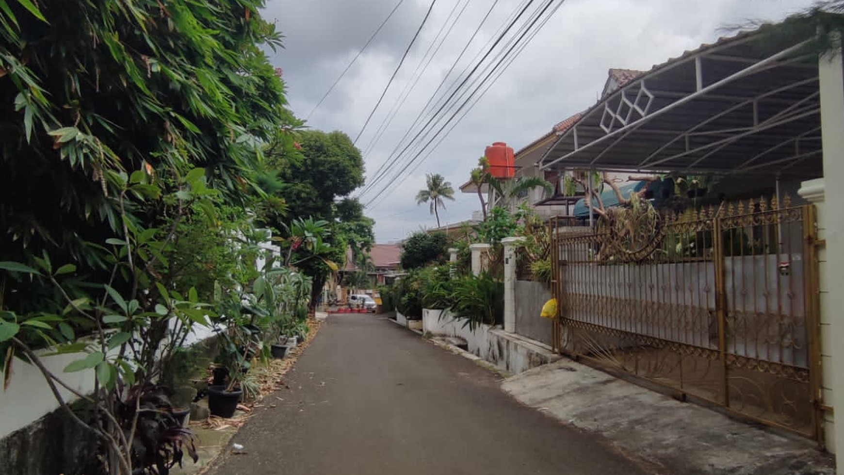 Rumah Lama Hitung Tanah lokasi bagus strategis di Kebayoran Baru, Jakarta Selatan