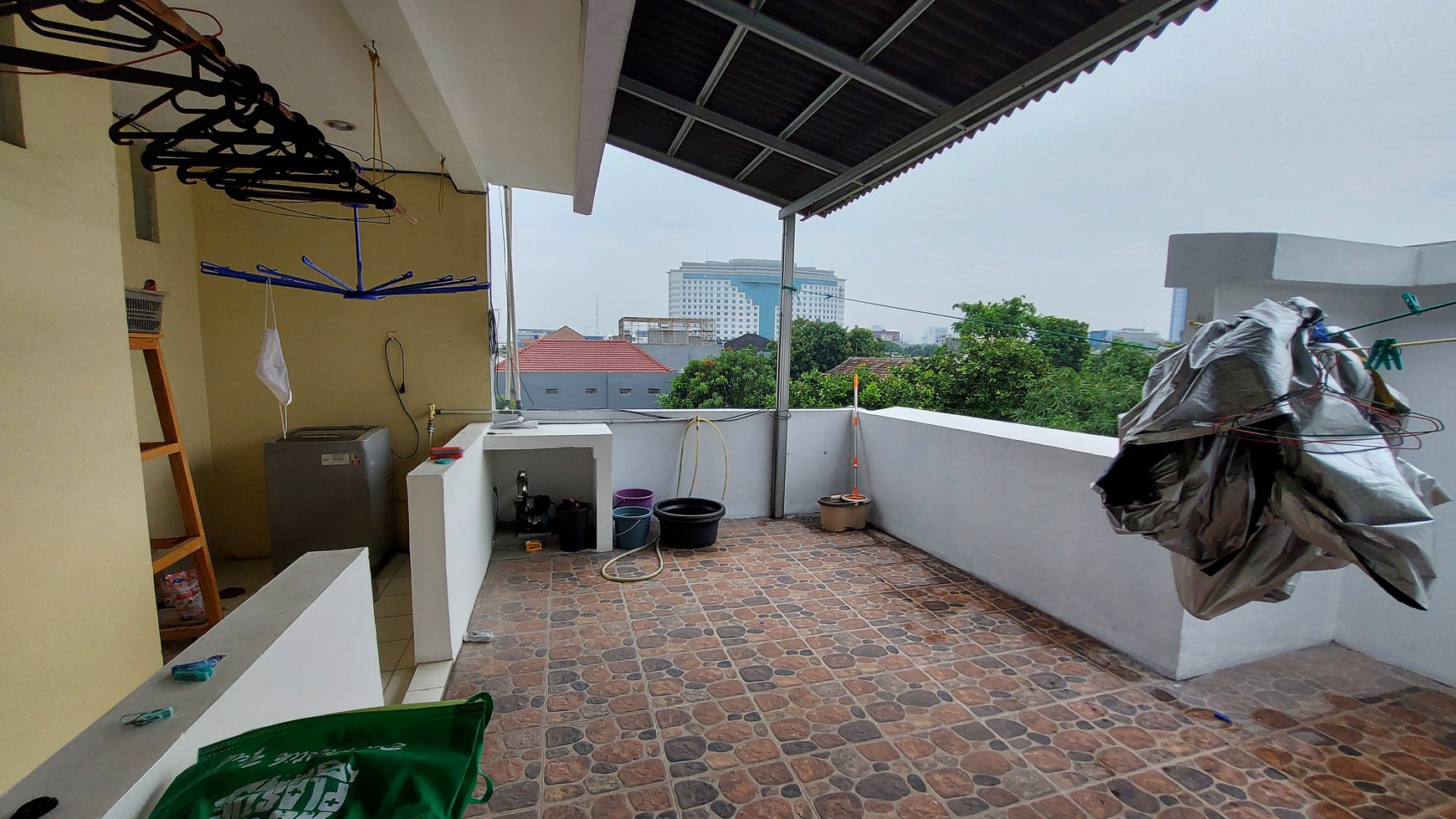 Rumah 2.5 lantai siap huni di Gunung Sahari Utara, Sawah Besar