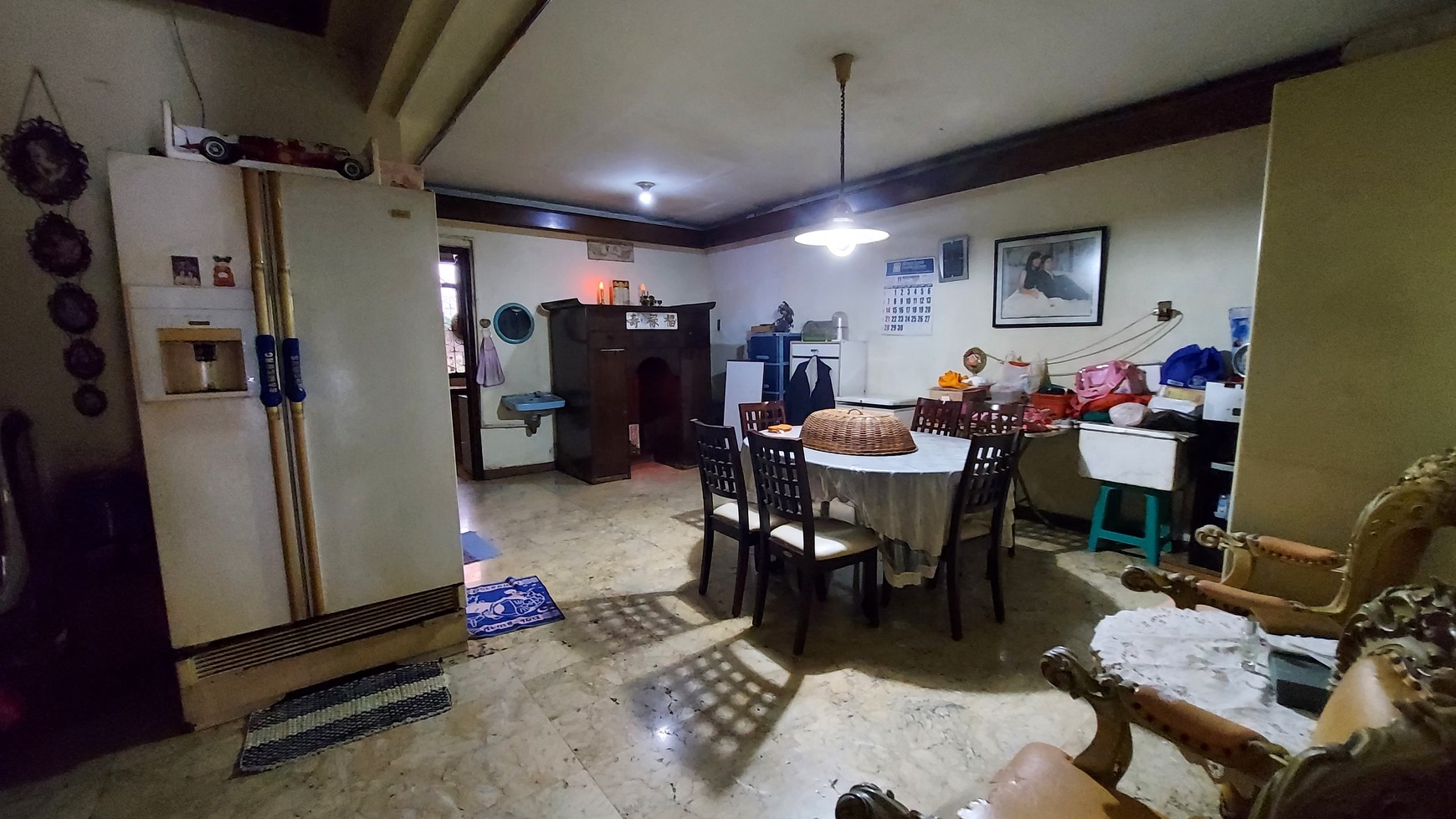 Rumah siap huni dekat Gajah Mada. Keagungan, Taman sari