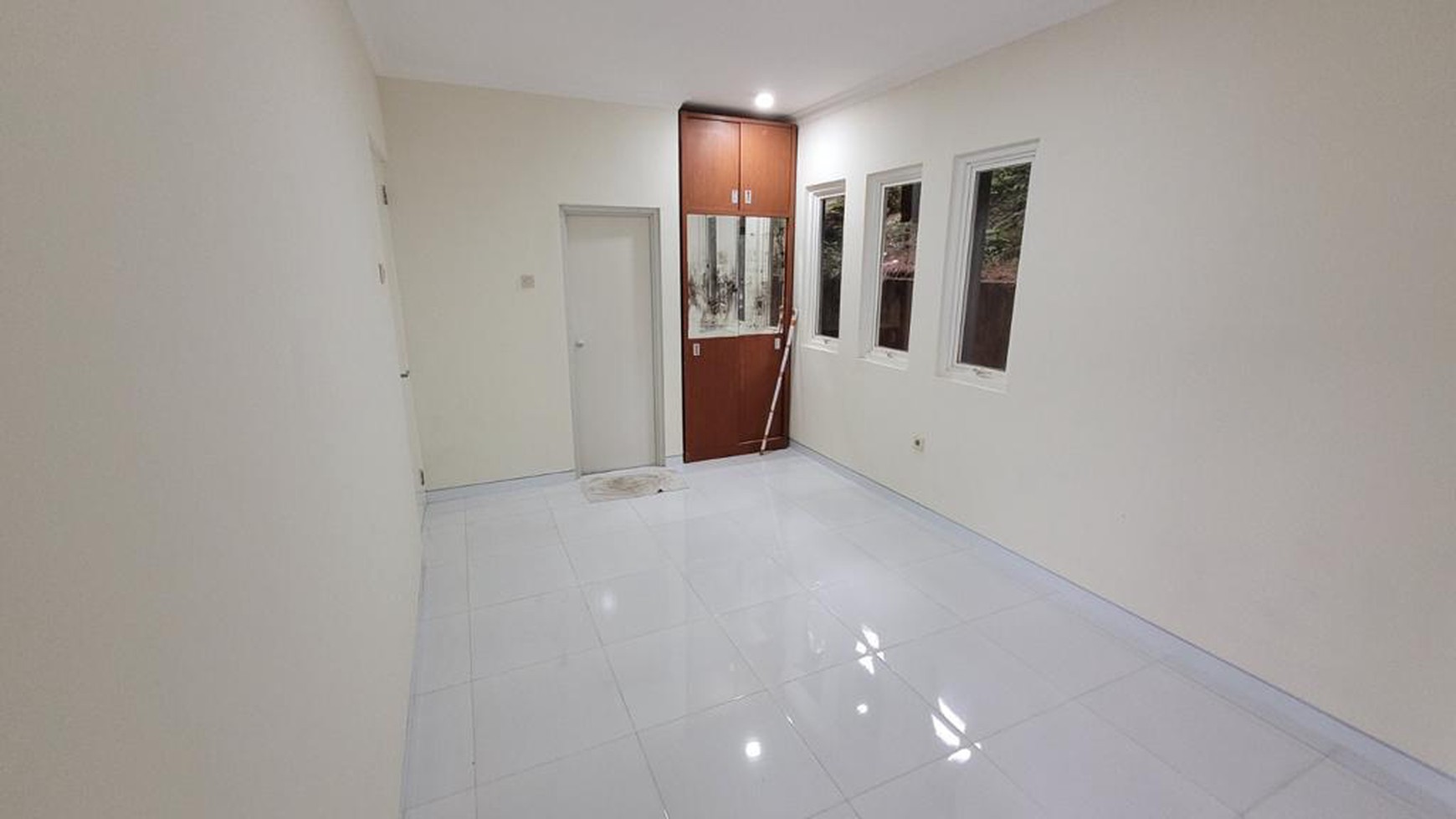 Rumah Siap Huni Minimalis  dan Hunian Nyaman @Puri Town House, Bintaro