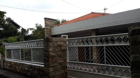 Dijual Rumah Murah di Jl. Gayung Kebonsari Tengah Surabaya