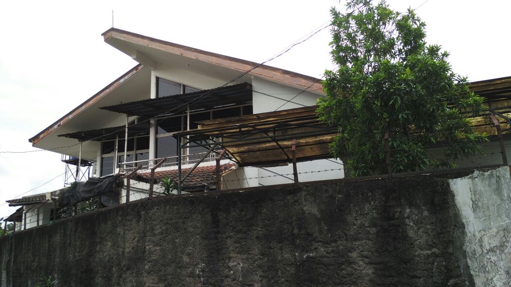 Rumah Murah Siap Huni Di Tanah Kusir Jaksel.