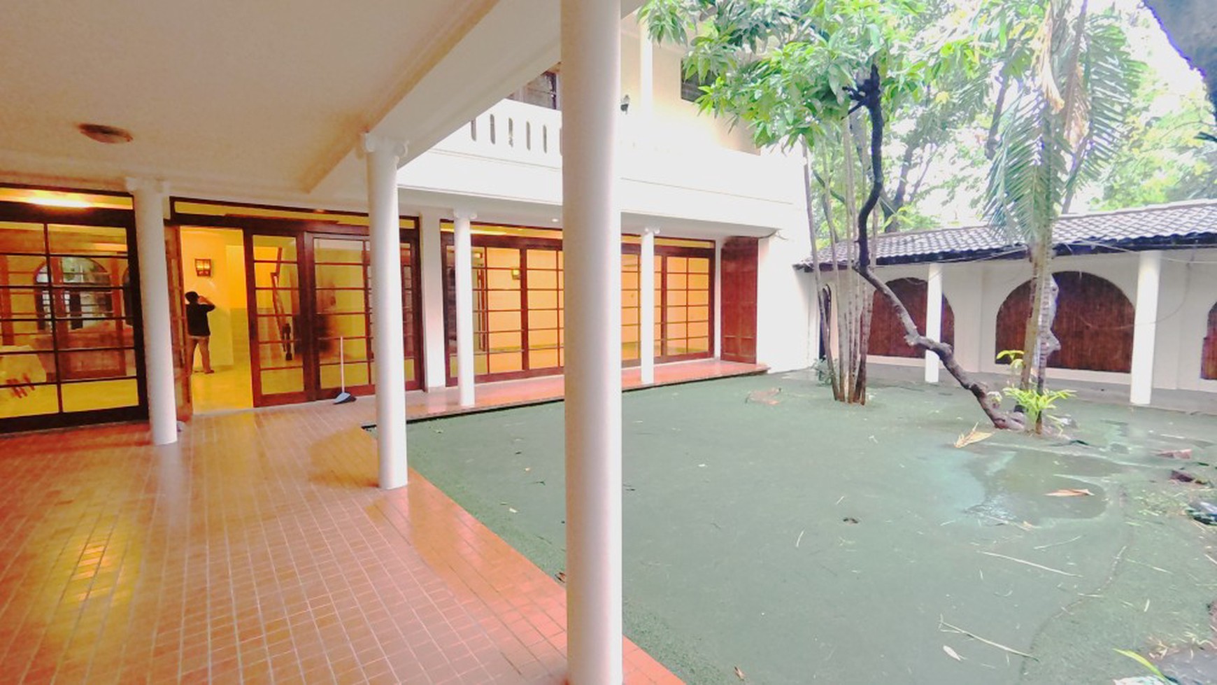 Rumah Hoek gandeng Jl Karang Bolong, Ancol Barat 920 m2