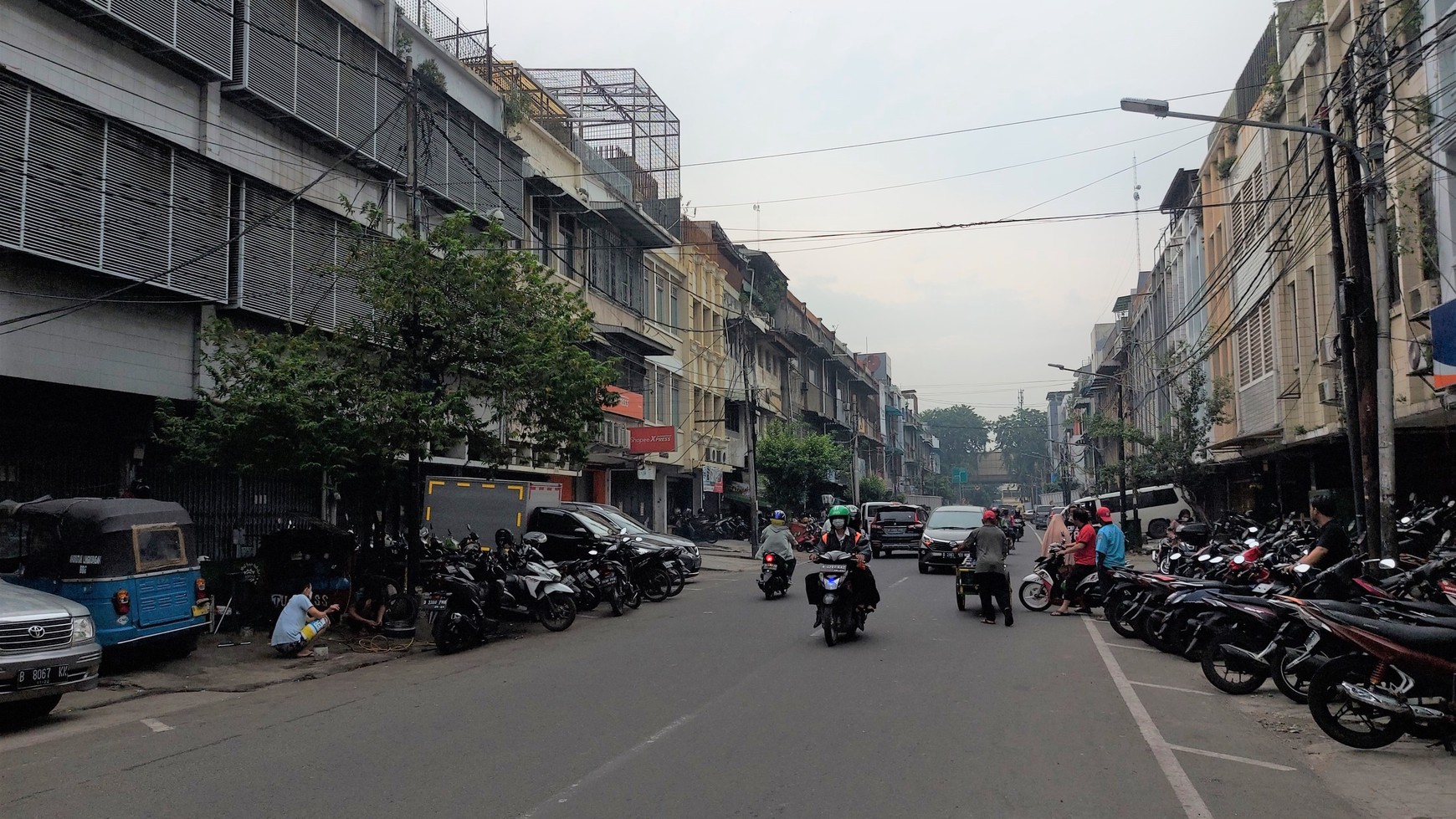 Ruko 4 lantai di Lautze Raya, Pasar Baru, Sawah Besar